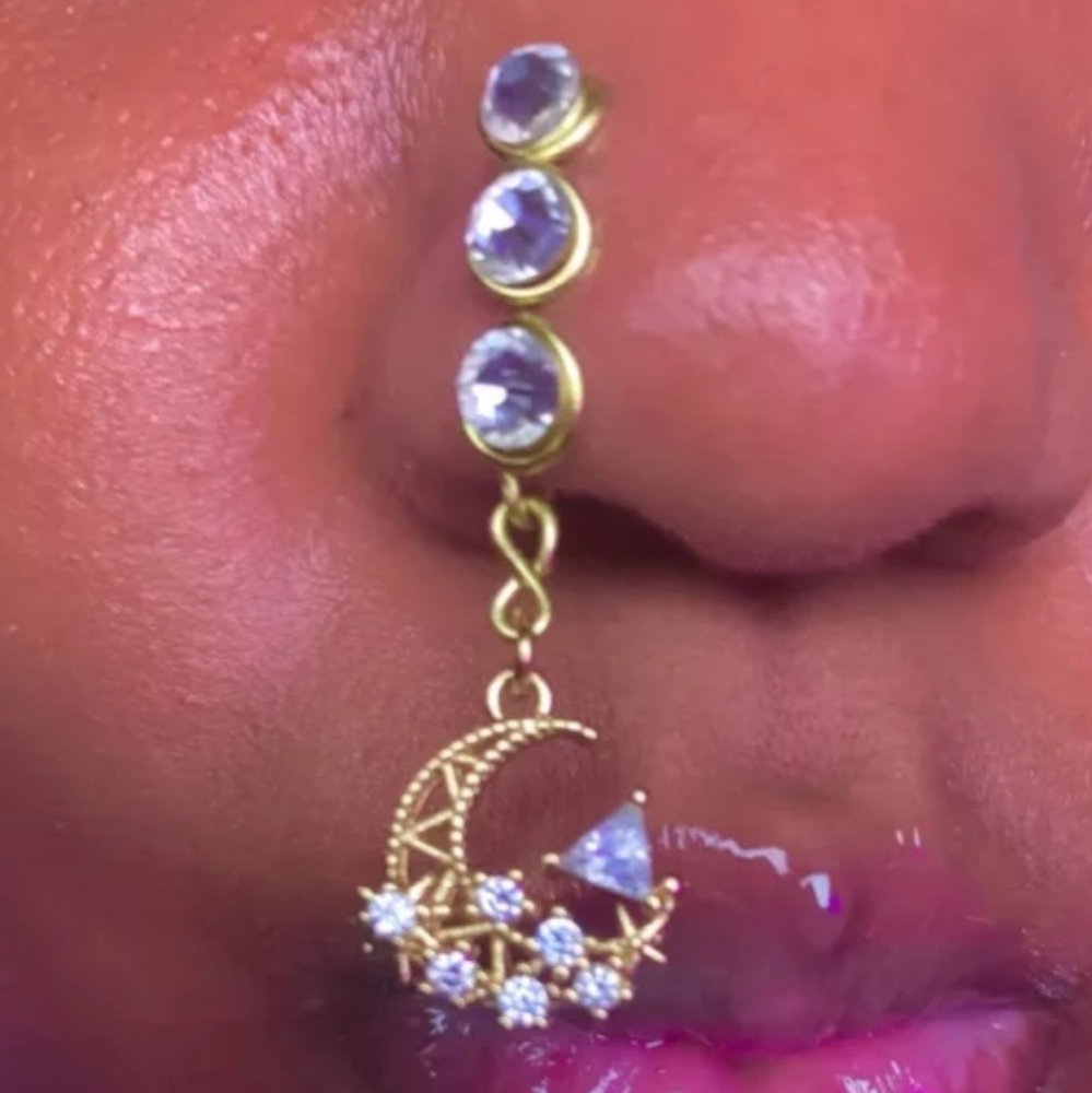 The moon nose cuff